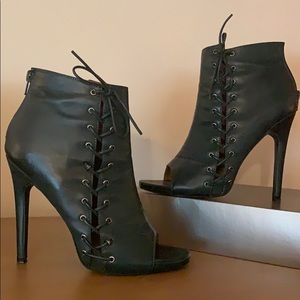 Dark green ankle booties